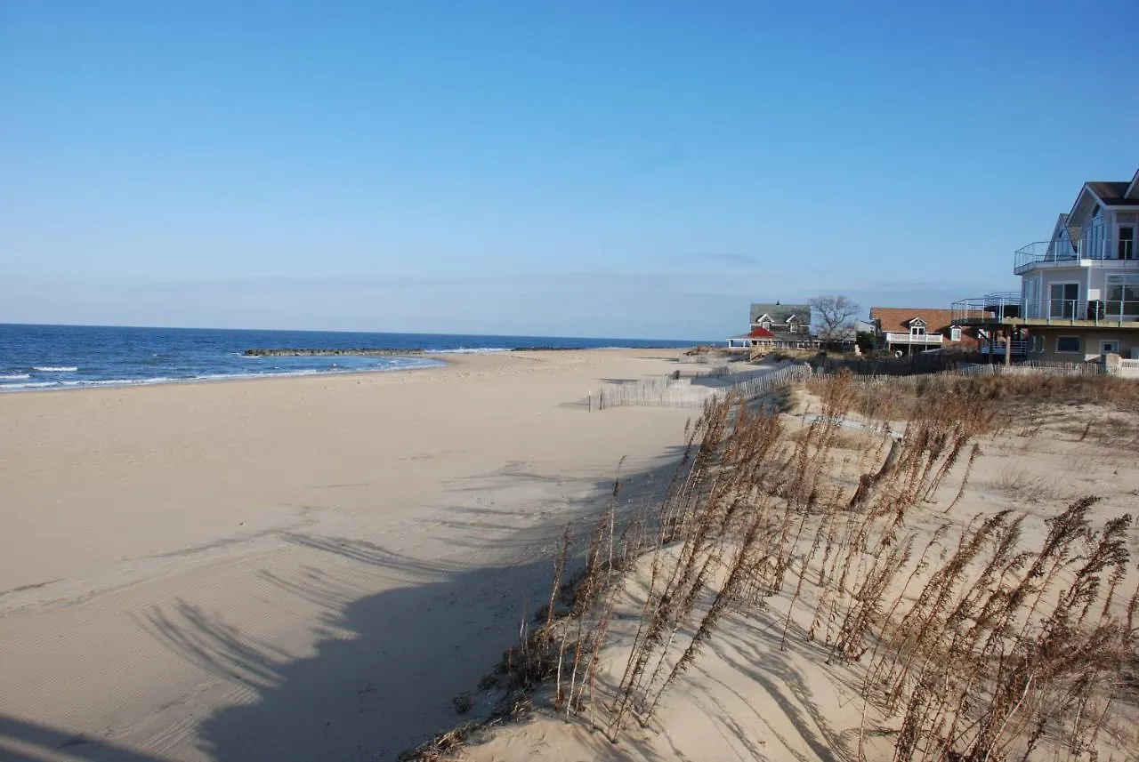 Cozy Bay View Oceanside Cottage Willoughby Beach Holiday home